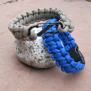 Quick release paracord bracelet with Nite Ize S-Biner closure